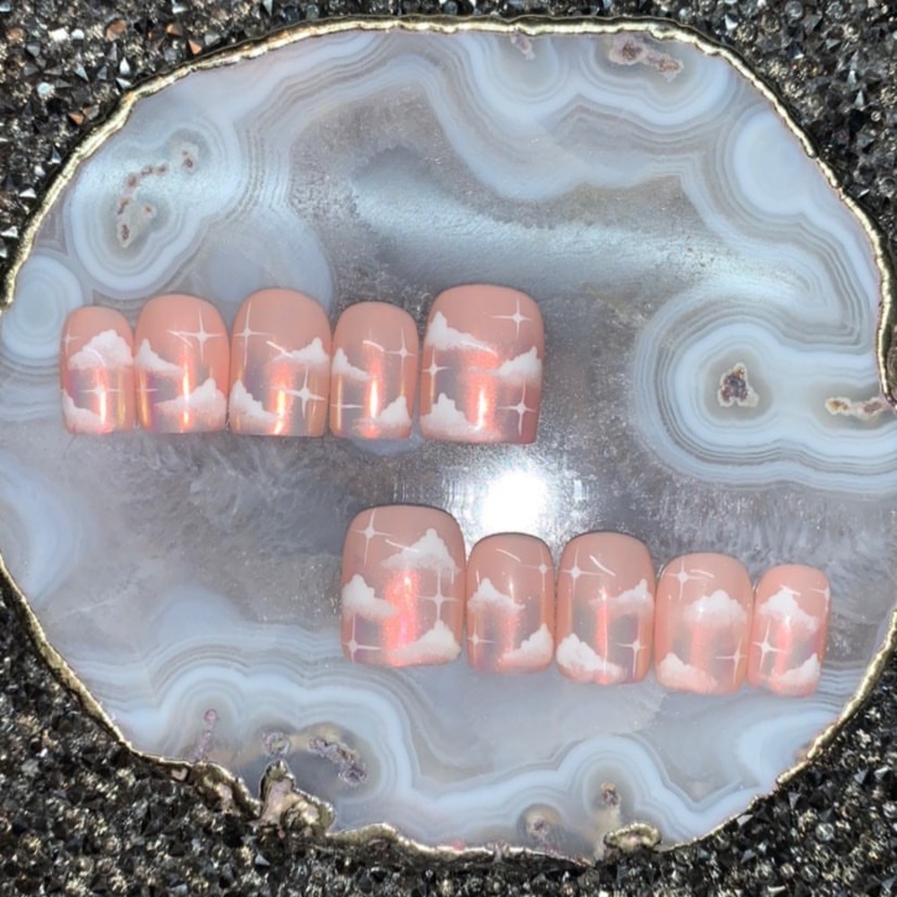 Gel x Custom Chrome Cloud press ons!
